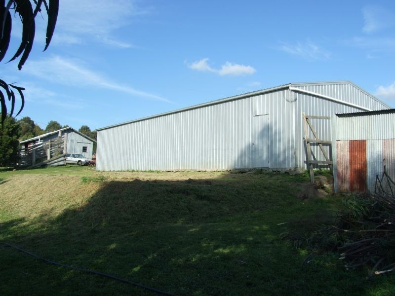 210-214 St Ellens Road, Mirboo North VIC 3871