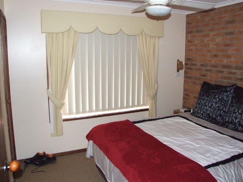 1/9-11 Baromi Road, Mirboo North VIC 3871