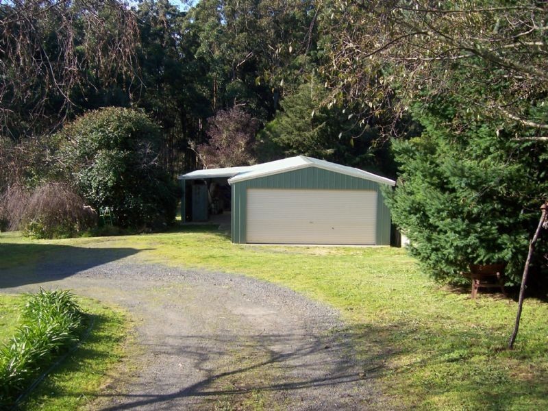 15 Old Darlimurla Road, Mirboo North VIC 3871