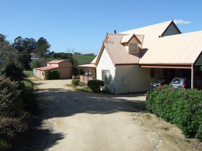 106-116 Baromi Road, Mirboo North VIC 3871