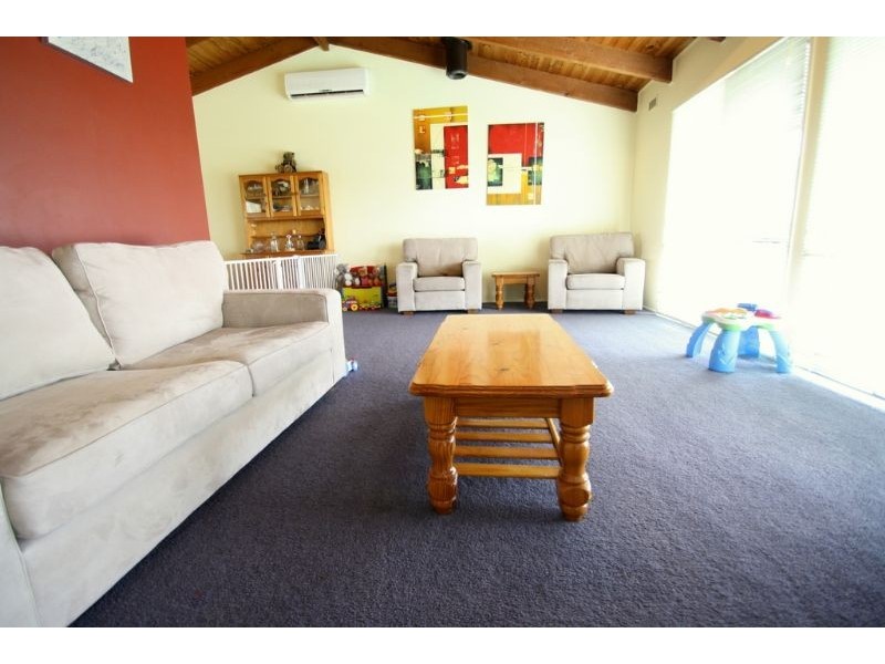 9 Eveline Court, Mirboo North VIC 3871