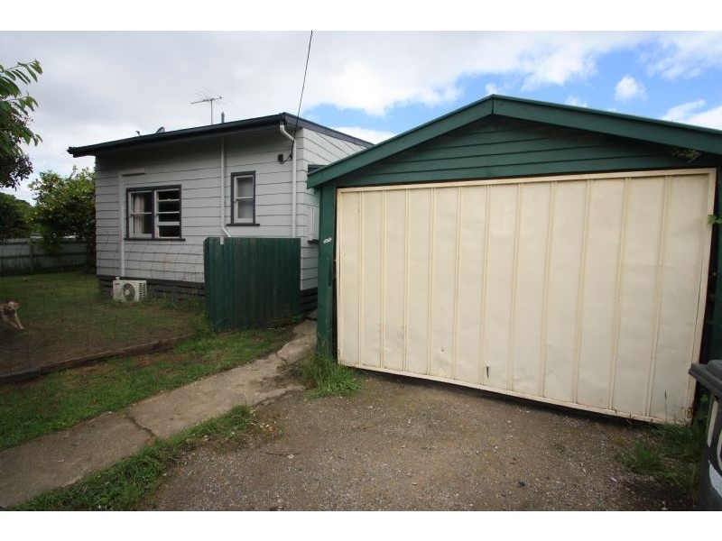 16 Bourke Street, Mirboo North VIC 3871