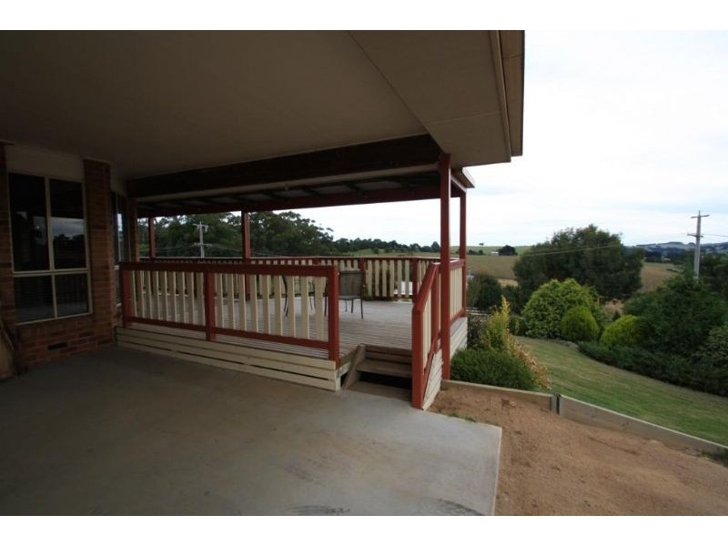 15-17 Grandridge East Road, Mirboo North VIC 3871