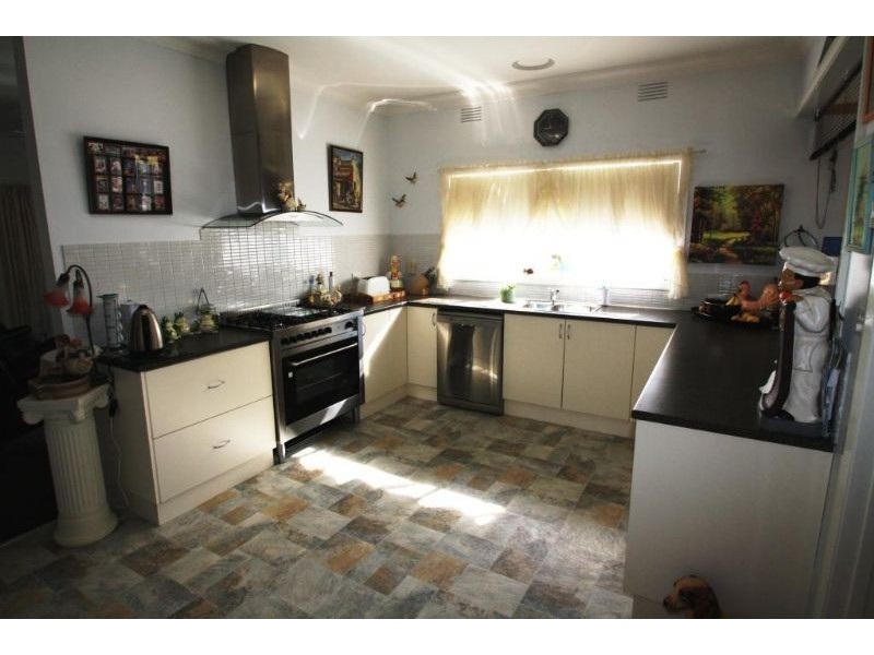 2327 Monash Way, Yinnar VIC 3869