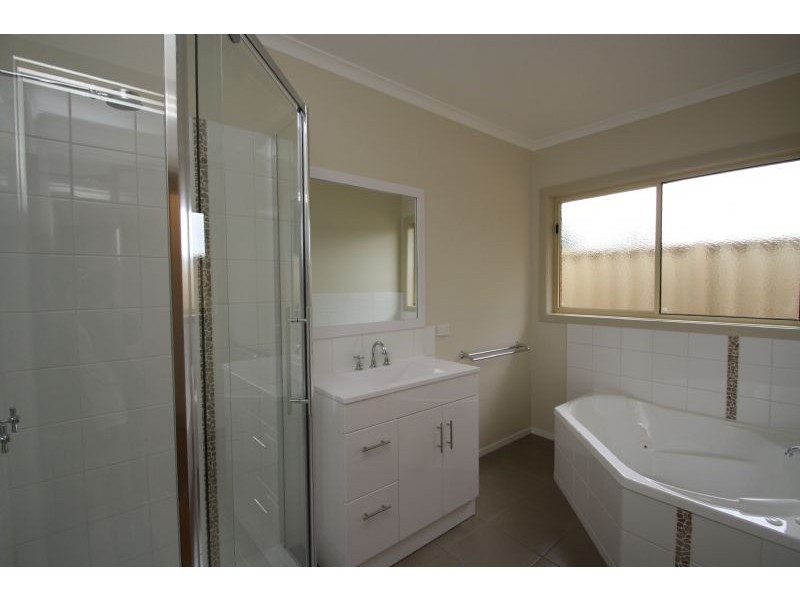 19/21 Thorpdale Road, Mirboo North VIC 3871