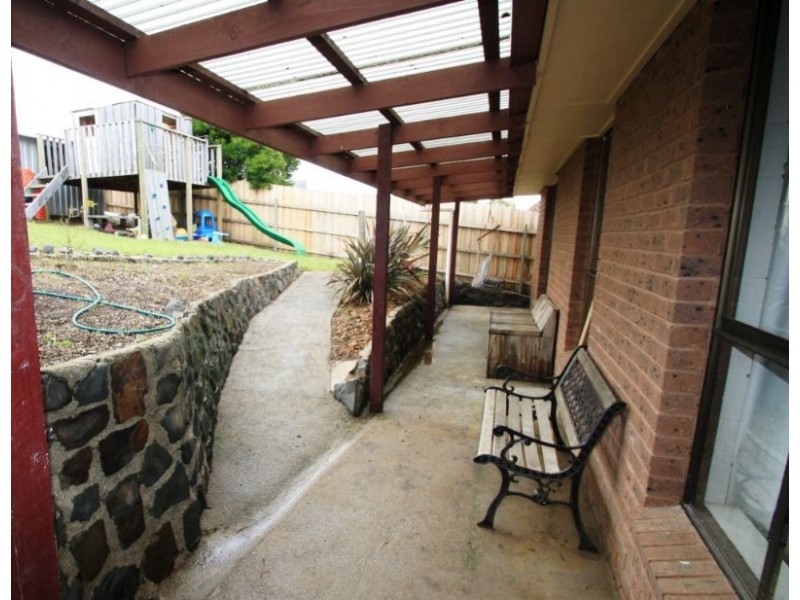 27 Murray Street, Mirboo North VIC 3871