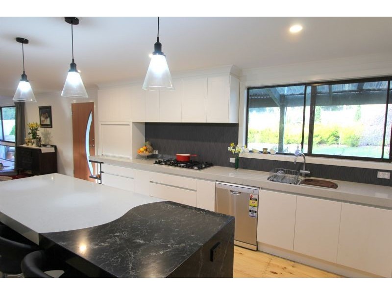 2634 Strzelecki Highway, Mirboo North VIC 3871