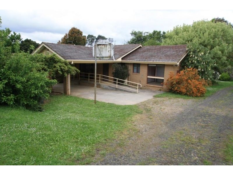155 – 157 Grandridge East, Mirboo North VIC 3871