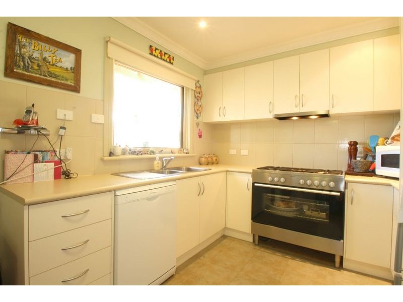 42 Baths Road, Mirboo North VIC 3871