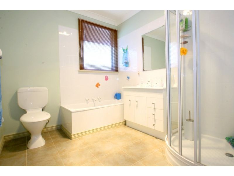 42 Baths Road, Mirboo North VIC 3871