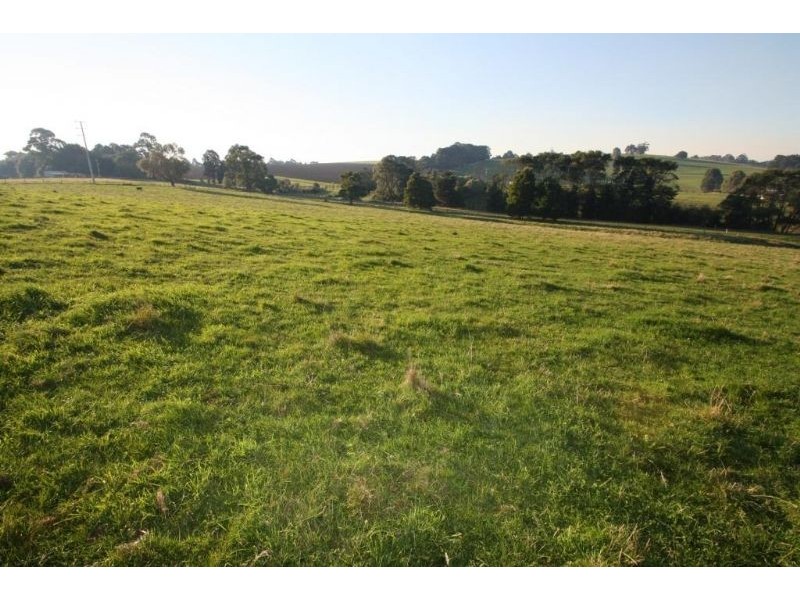 7 Old Mardan Road, Mirboo North VIC 3871