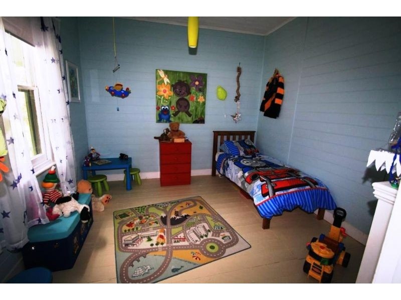 6 Pincini Street, Mirboo North VIC 3871