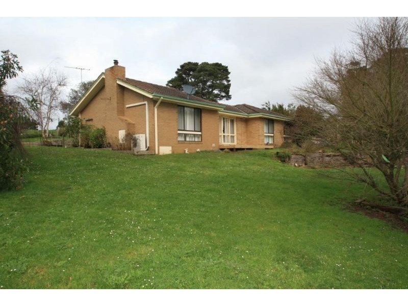 15 Old Darlimurla Road, Mirboo North VIC 3871