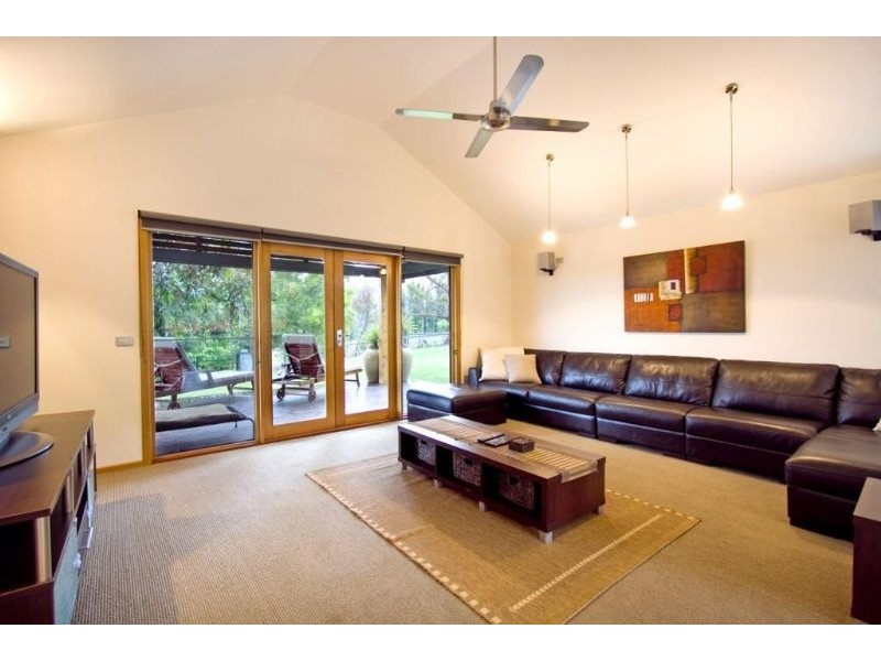 864 Darlimurla Road, Boolarra VIC 3870