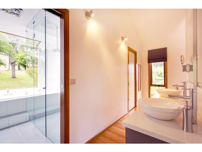 864 Darlimurla Road, Boolarra VIC 3870