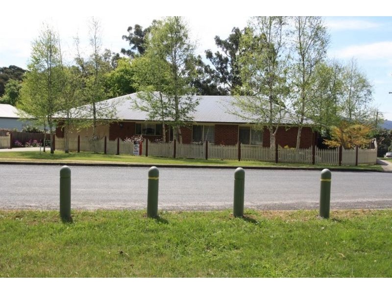 4 Pincini, Mirboo North VIC 3871