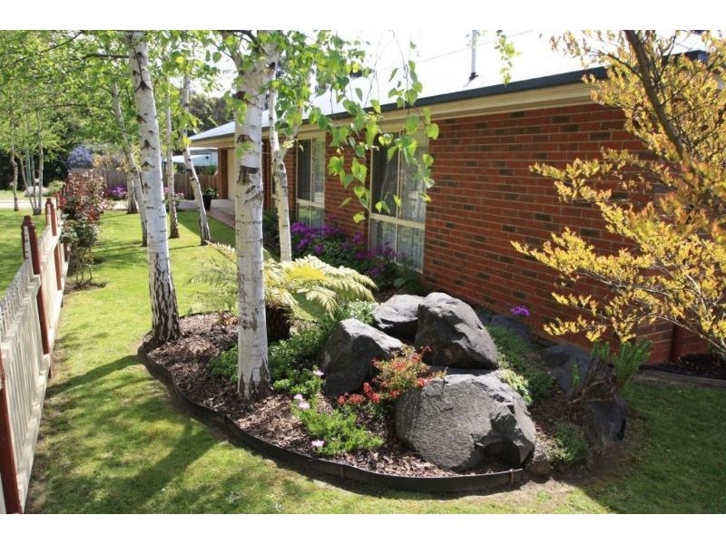 4 Pincini, Mirboo North VIC 3871