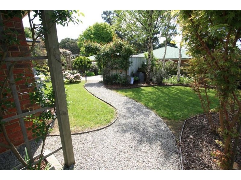 4 Pincini, Mirboo North VIC 3871