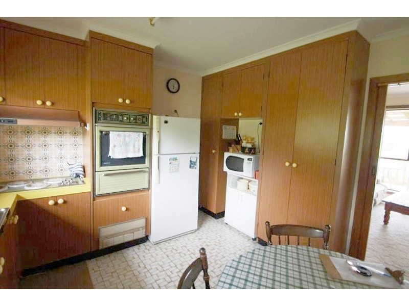 19-21 Bourke Street, Mirboo North VIC 3871