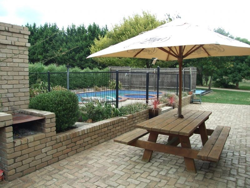 30 Grandridge East, Mirboo North VIC 3871