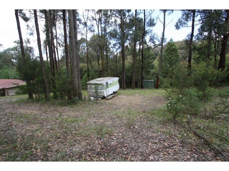 5 Wells Road, Mirboo North VIC 3871