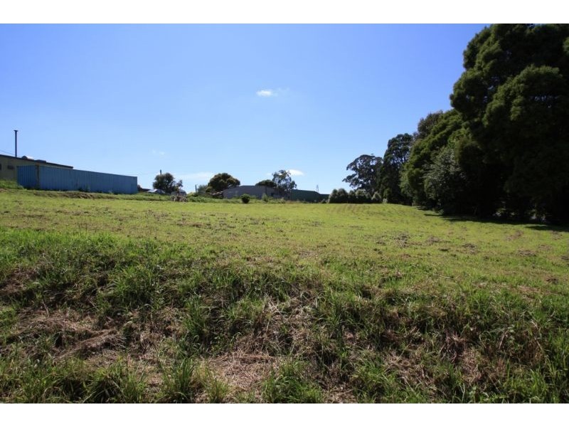 43 Giles St, Mirboo North VIC 3871