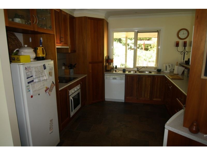 10 Grey Road, Mirboo North VIC 3871