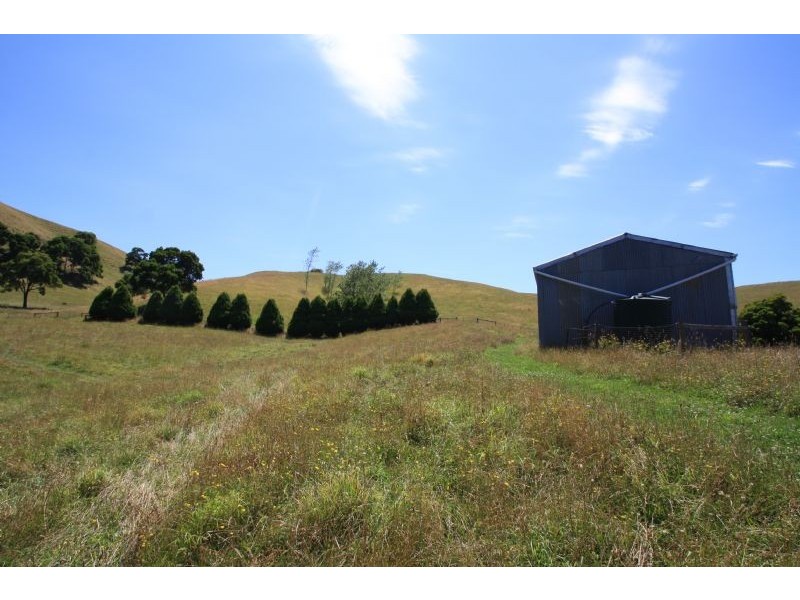 565 Berry’s Creek Rd, Mirboo North VIC 3871