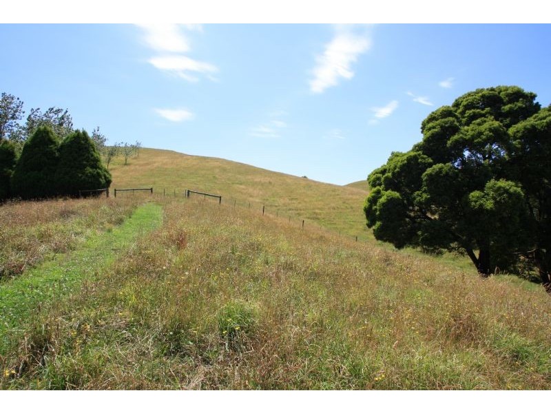 565 Berry’s Creek Rd, Mirboo North VIC 3871