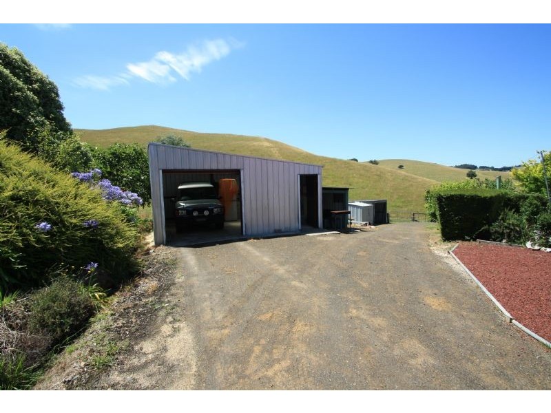 565 Berry’s Creek Rd, Mirboo North VIC 3871