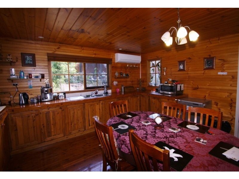 4 Brights Road, Boolarra VIC 3870