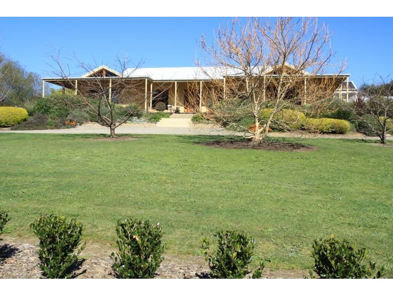 19 Old Thorpdale Road, Mirboo North VIC 3871