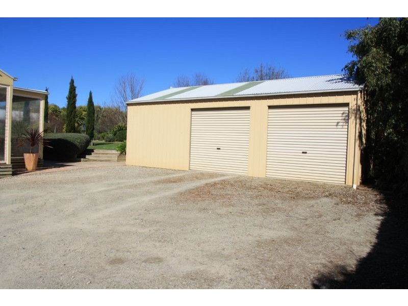 19 Old Thorpdale Road, Mirboo North VIC 3871
