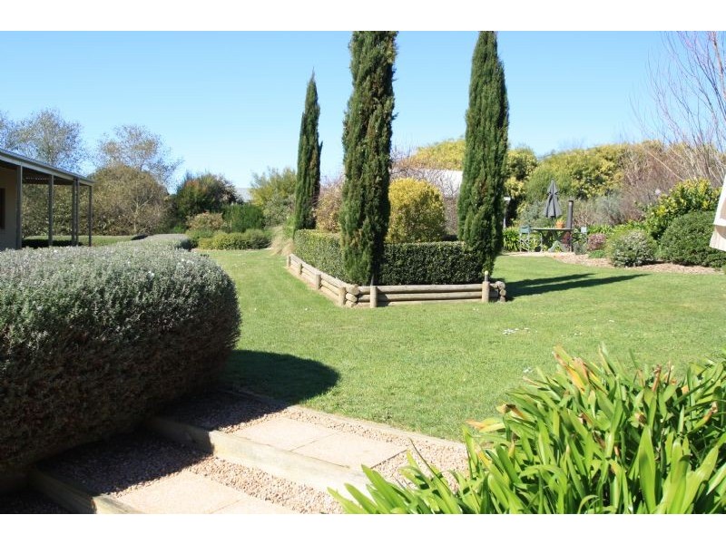 19 Old Thorpdale Road, Mirboo North VIC 3871