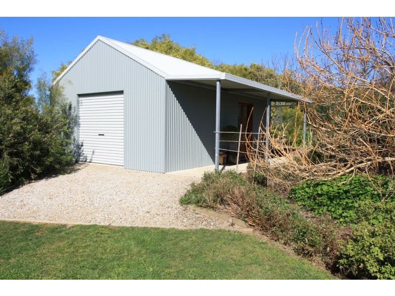 19 Old Thorpdale Road, Mirboo North VIC 3871