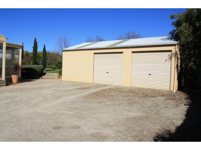 19 Old Thorpdale Road, Mirboo North VIC 3871