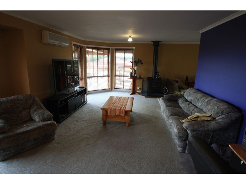 15-17 Grandridge Road, Mirboo North VIC 3871