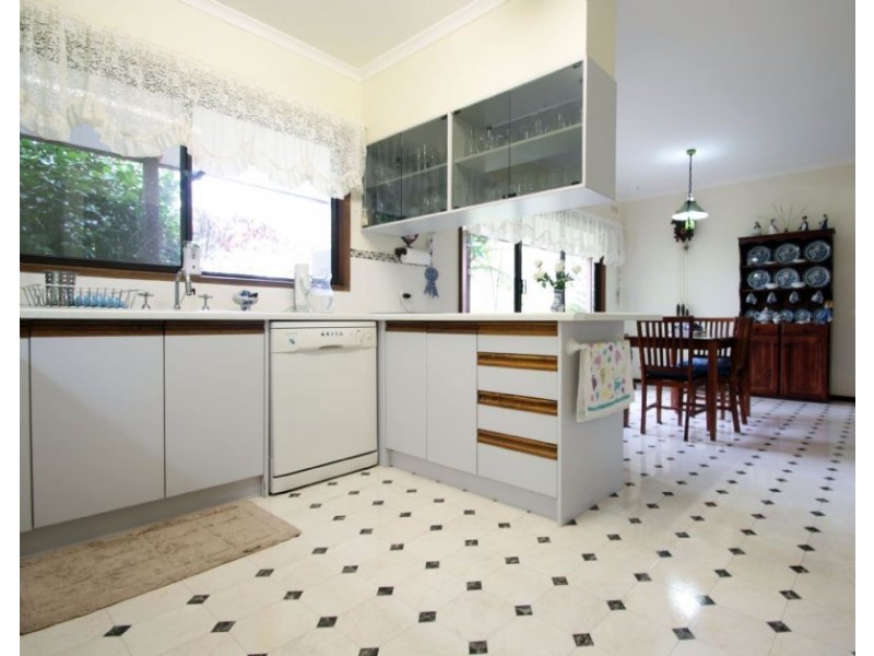 7 Wembridges Road, Mirboo North VIC 3871