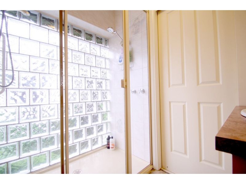 8 Scarlett Street, Mirboo North VIC 3871