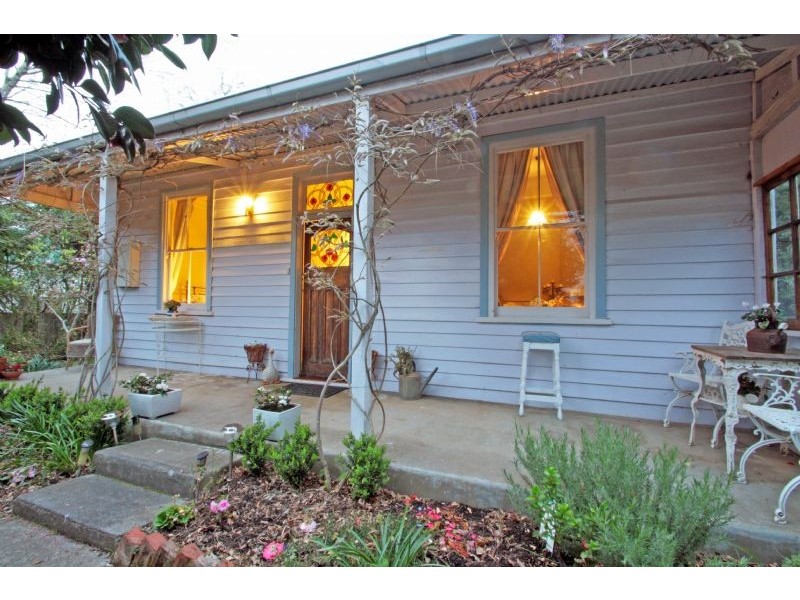 14 Giles street, Mirboo North VIC 3871