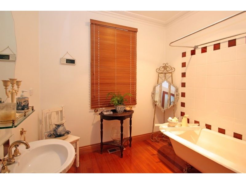 14 Giles street, Mirboo North VIC 3871