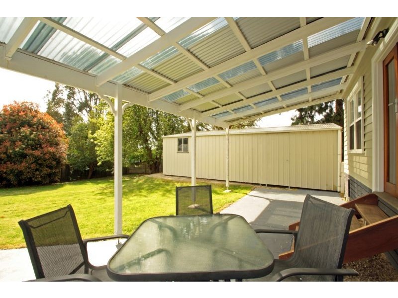 7 Couper Street, Mirboo North VIC 3871