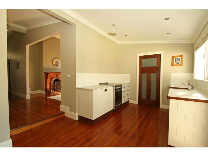 7 Couper Street, Mirboo North VIC 3871