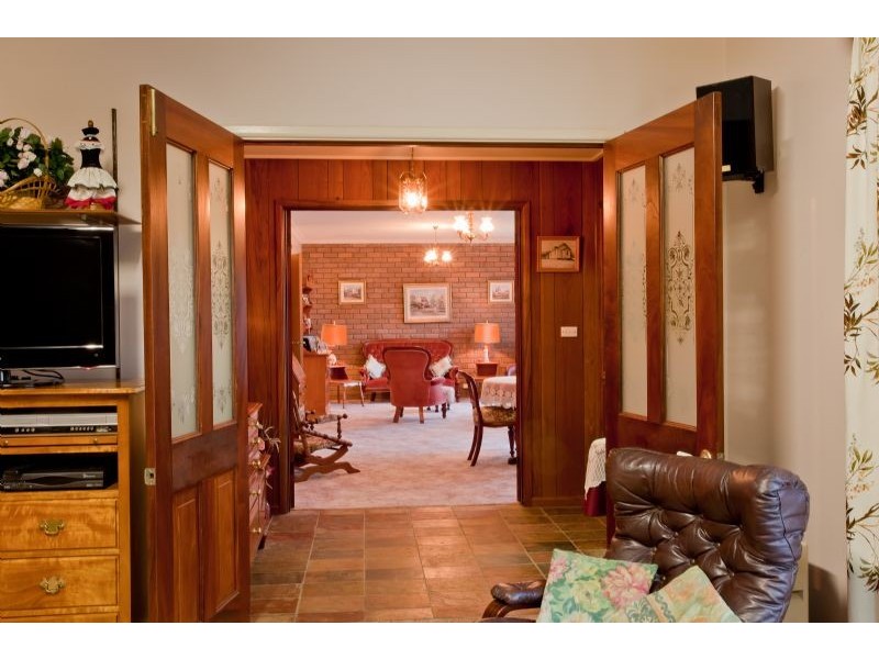 2 Balding Street, Mirboo North VIC 3871