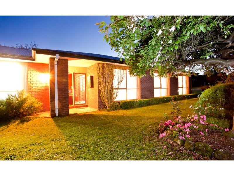 2 Balding Street, Mirboo North VIC 3871