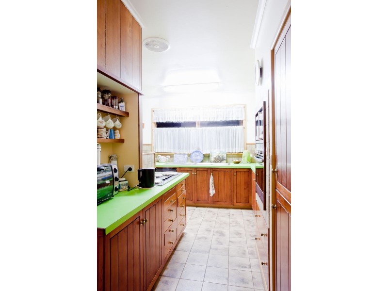 2 Balding Street, Mirboo North VIC 3871