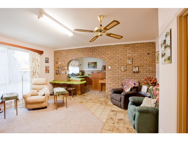 2 Balding Street, Mirboo North VIC 3871