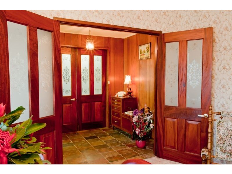 2 Balding Street, Mirboo North VIC 3871