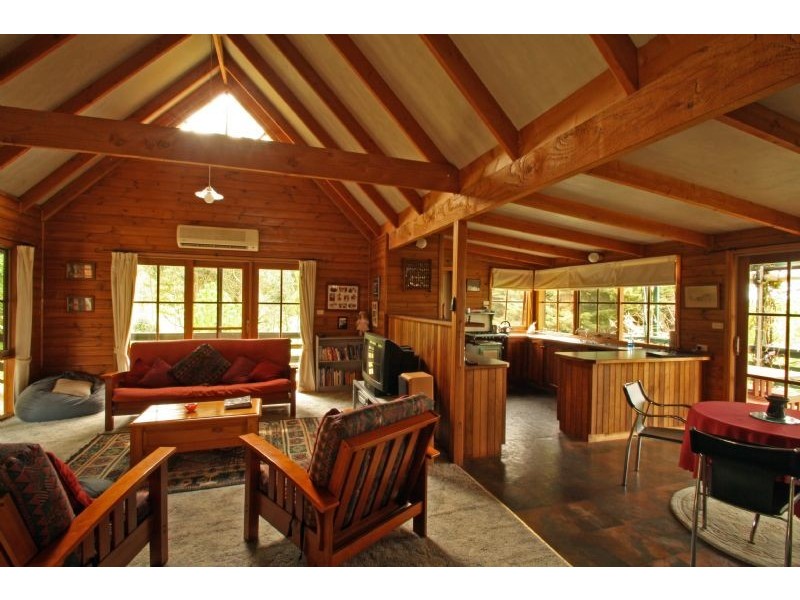 943 Mirboo-Yarragon Road, Allambee VIC 3823