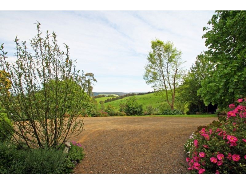 130 St Ellens Road, Mirboo North VIC 3871